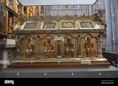 Santuario de los tres Reyes dentro de la Catedral de Colonia Fotografía