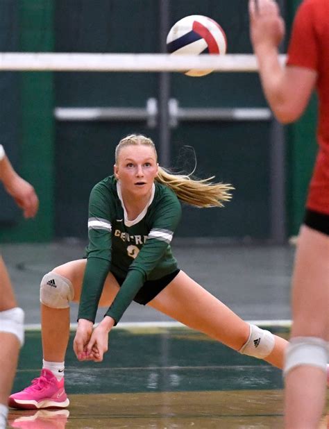 Volleyball Mallory Wachter Grayslake Central Face Test