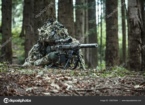 Sniper Vestindo Terno Ghillie Fotos Imagens De Zabelin