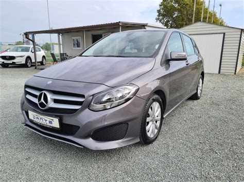 Mercedes B 180 CDI Automatik NAVI FACELIFT ALU TEMPOMAT ZAMJENA 2015 God