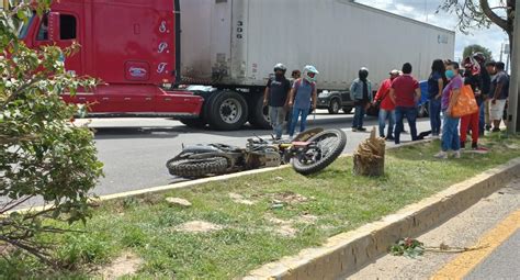 Fallece Joven Motociclista Al Chocar Contra Un Tráiler En Oaxaca Nvi