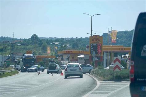 Te Ak Udes U Doboj Jugu Jedna Osoba Povrije Ena Saobra Aj Se Odvija