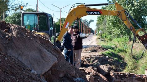 Araujo supervisó trabajos en la obra de una nueva alcantarilla Diario