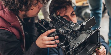 How To Become A Cinematographer Salary Qualification Skills Role