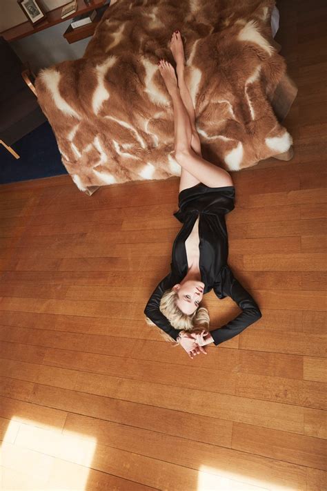 Julie Ordon Nude Sexy 10 Photos TheFappening