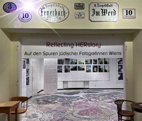 Plus At Das Onlinemagazin F R Junggebliebene Reflecting Herstory