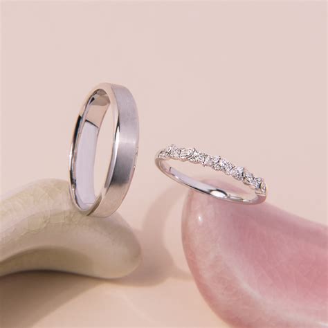 Textured Finished Beveled Edge Ring Petals Dot Diamond Wedding Band