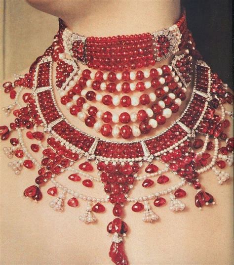 The Patiala Ruby Necklace was commissioned by the ruling Maharaja of ...