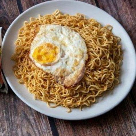 Cara Bikin Mie Telor Goreng Spesial Sedap