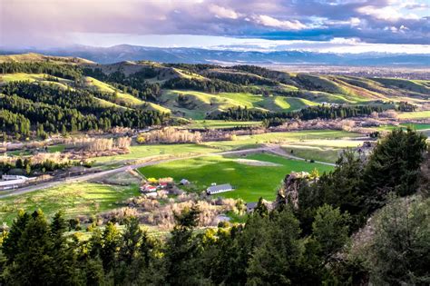 10 Must-See Towns in Montana - Head Out of Helena on a Road Trip to the