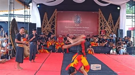 Atraksi Bujang Ganong Grup Reog Ponorogo Tidar Youtube