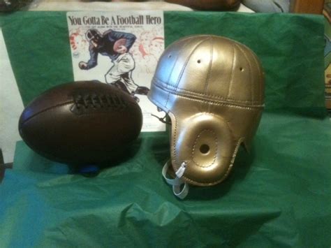 74 best Vintage Football Helmets images on Pinterest | Football helmets ...