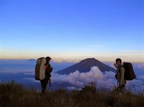 Wisata Alam Gunung Sindoro Dan Sumbing Nuansa Wisata Indonesia