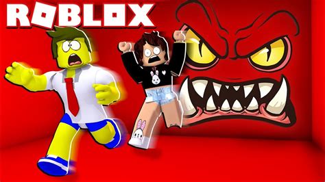 FUJA DA PAREDE VERMELHA DO MAL NO ROBLOX YouTube