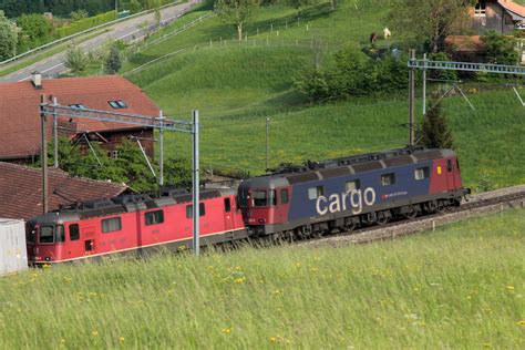 Sbb Cargo Lokomotive Re Bzw Pf Ffik Flickr