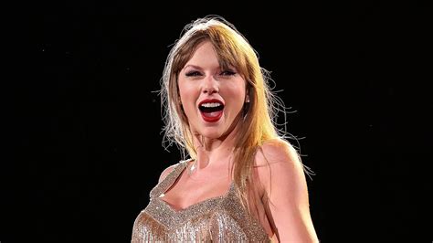 Taylor Swift Celebra Que “cruel Summer” Supere Los Mil Millones De