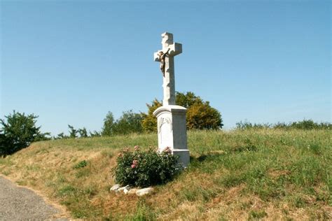 Kreuz Bedeutung Symbolik Und Verwendung In Verschiedenen Kontexten