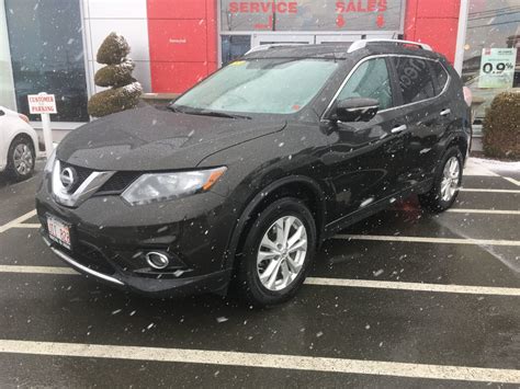 Olivier Nissan Grand Sault Pre Owned 2015 Nissan Rogue SV AWD CVT For