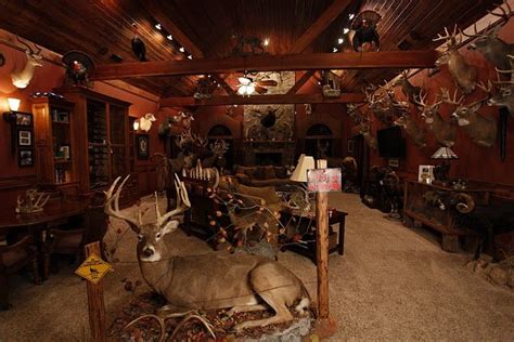 These 11 hunters trophy rooms are completely unbelievable – Artofit