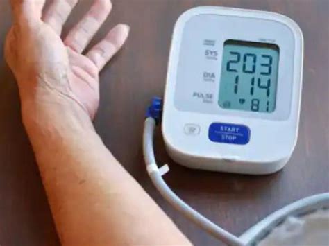 High Blood Pressure Alert हाई ब्लड प्रेशर की वजह है आपकी डाइनिंग टेबल