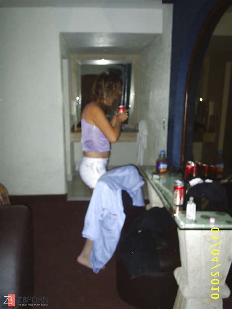 EUNICE SARAHI REQUEJO BEBIENDO EN EL MOTEL ZB Porn