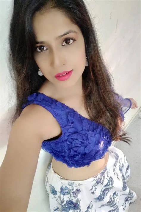 Hot Photos Of Kanishka Soni Wiki Bio Tv Shows Photoshoots