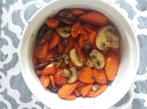 Sweet Roasted Carrots And Mushrooms Roasted Carrots Roast Stuffed Mushrooms