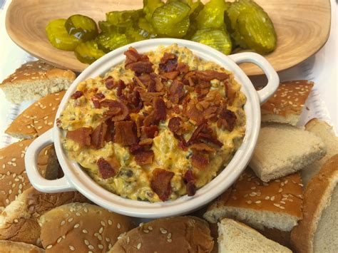 Bacon Cheeseburger Dip – Palmetto Cheese – Homestyle Pimento Cheese