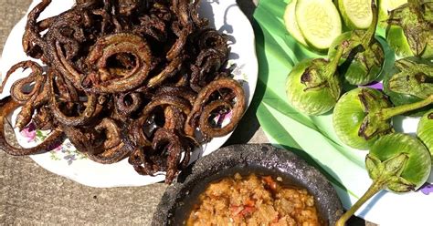 Resep Belut Goreng Sambel Kencur Muda Oleh Rini Dwi Astuti Cookpad