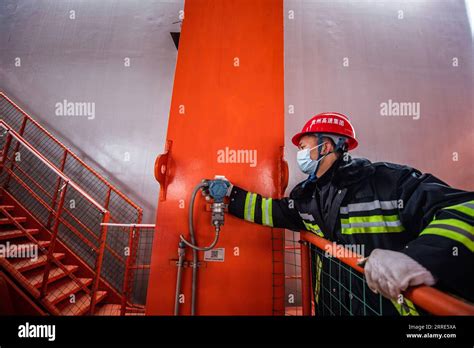 Duge bridge china hi-res stock photography and images - Alamy