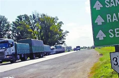 Piden cinco años de prisión para camionero por choque que causó seis