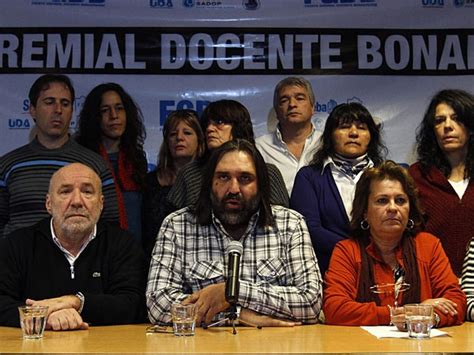 Sin Acuerdo Por Las Paritarias Los Docentes Bonaerenses Van A Otro