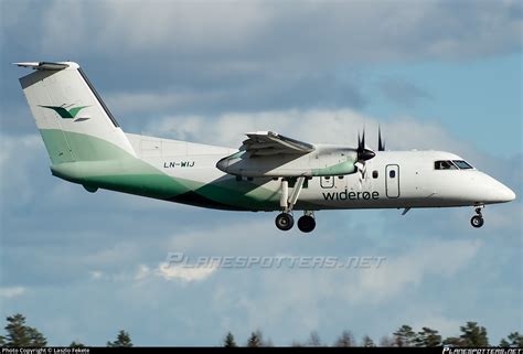 LN WIJ Widerøe De Havilland Canada DHC 8 103B Dash 8 Photo by Laszlo