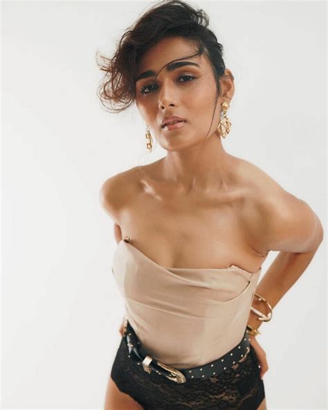 Pic Talk Shalini Pandey Goes For Swanky New Look