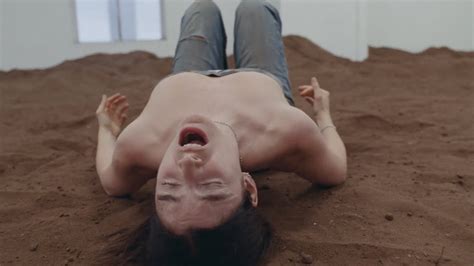 Lorde - Man Of The Year Song Lyrics - Glamsham