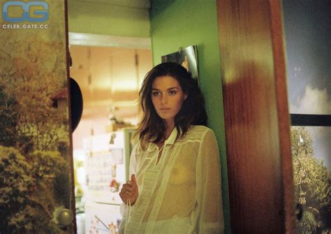 Gigi Midgley Nude Pictures Photos Playboy Naked Topless Fappening