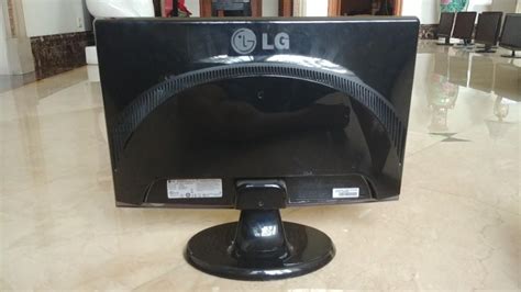 Monitor LCD 19 LG Flatron W1953SE Elektronik Bagian Komputer