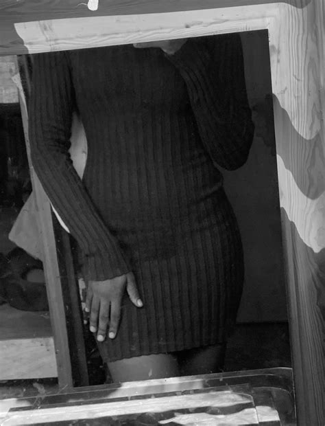🙂🙂🙂 | Pretty dark skin, No face body pictures, Glamour photo shoot