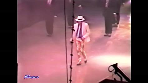 Michael Jackson Smooth Criminal Lean Live