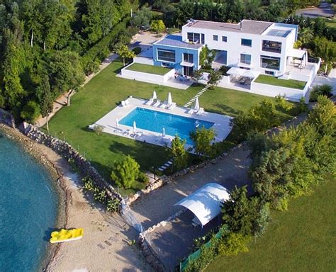 Luxury Beachfront Villas in Greece FOR SALE, TOP Villas in Greece