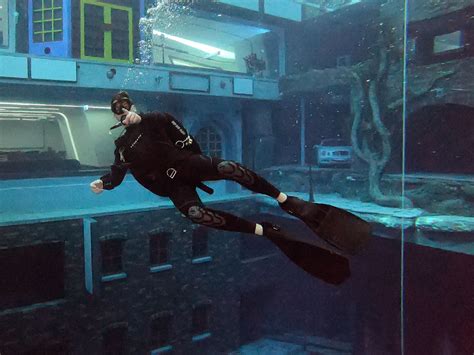 The Worlds Deepest Dive Pool