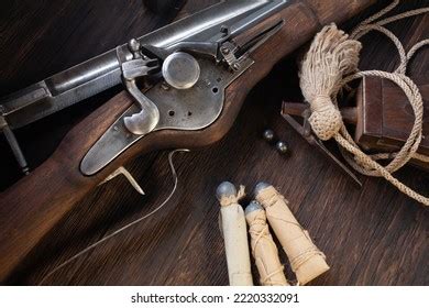 17th Century Ancient Flintlock Musket Powder Stock Photo 2220332091 ...