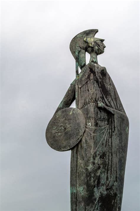 La Estatua De La Diosa Minerva En Antwerp Belgium Imagen De Archivo