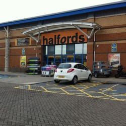 HALFORDS - Auto Parts & Supplies - Squires Gate Lane, Blackpool, United ...