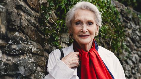 S4c Sian Phillips Siân Phillips Yn 90