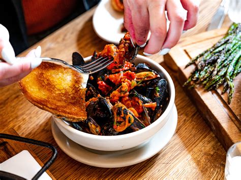 Barcelona Wine Bar - Review - East Passyunk - Philadelphia - The