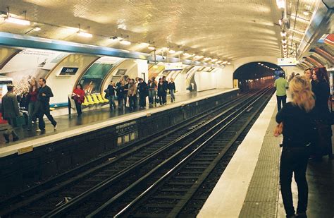 Anvers Metro Station Paris 2006 Genial 23 Flickr