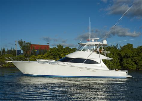 62 Viking Convertible 2014 FINALLY HMY Yachts