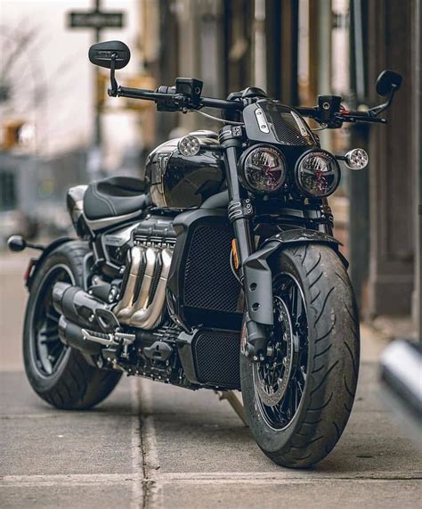 Cafe Racers Custom Culture Sur Instagram 2500cc Triumph Rocket Ya