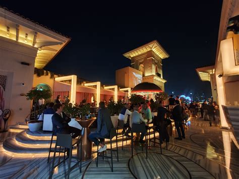 Mercury Lounge Lounge Bars Four Seasons Resort Dubai At Jumeirah